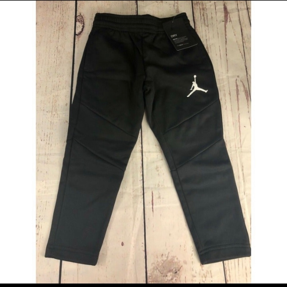 Jordan boy’s sweatpants | Size 4 | black
